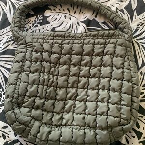 EUC - Wild Fable Olive Green Women's Puffer Shoulder Bag